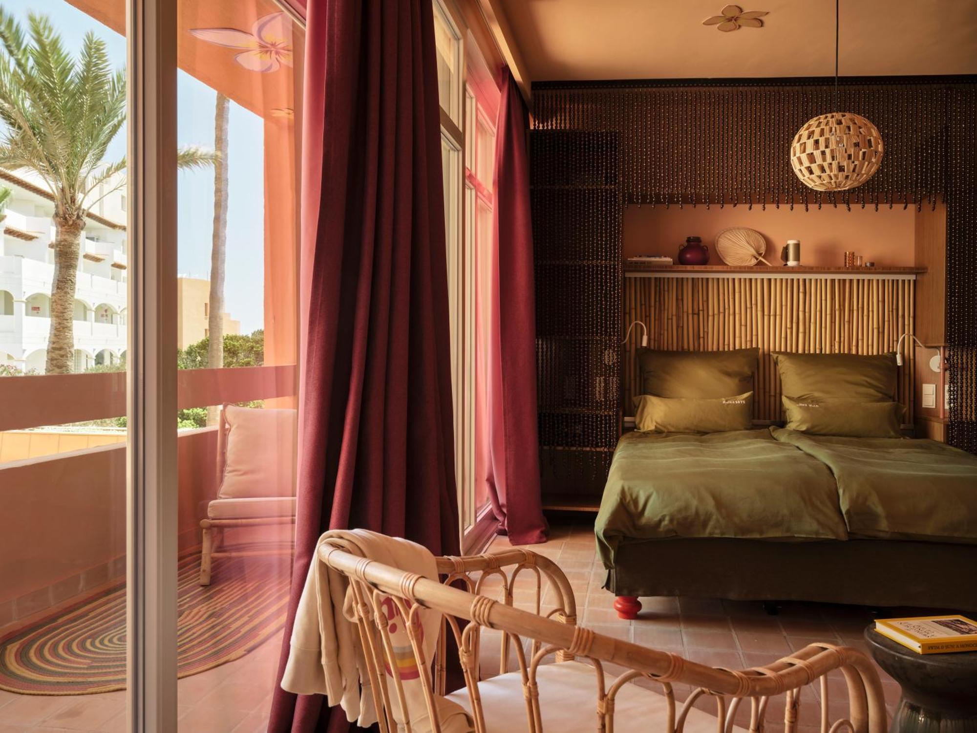 Bikini Island & Mountain Hotel Es Trenc -Adults Only- Colònia de Sant Jordi Exterior foto